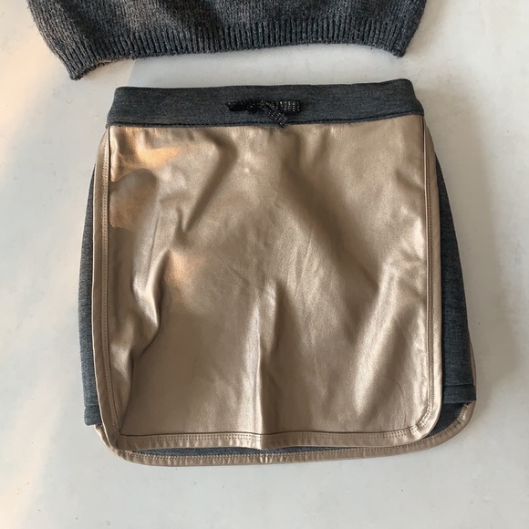 Two Piece Set - Picture 3 of 4